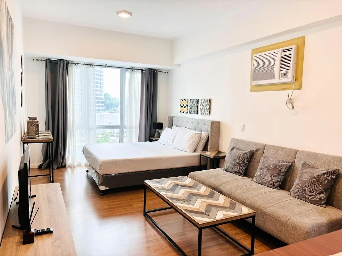 Daire Abreeza Place Cozy Condo Davao City Filipinler
